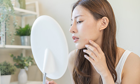 一般皮膚科では薬の処方しかできない