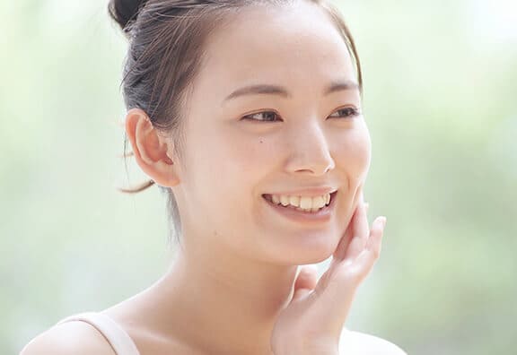 複数の肌トラブルに効果を発揮!フォトSR