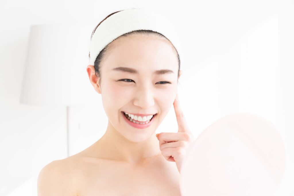【まとめ】おでこのしわはフェミークリニックへご相談を