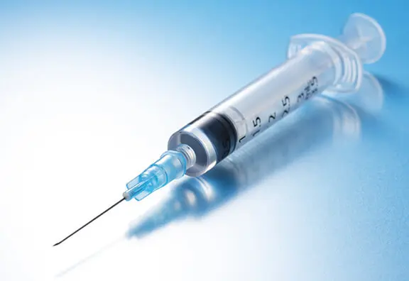 ボトックス注射で汗腺の働きを弱める