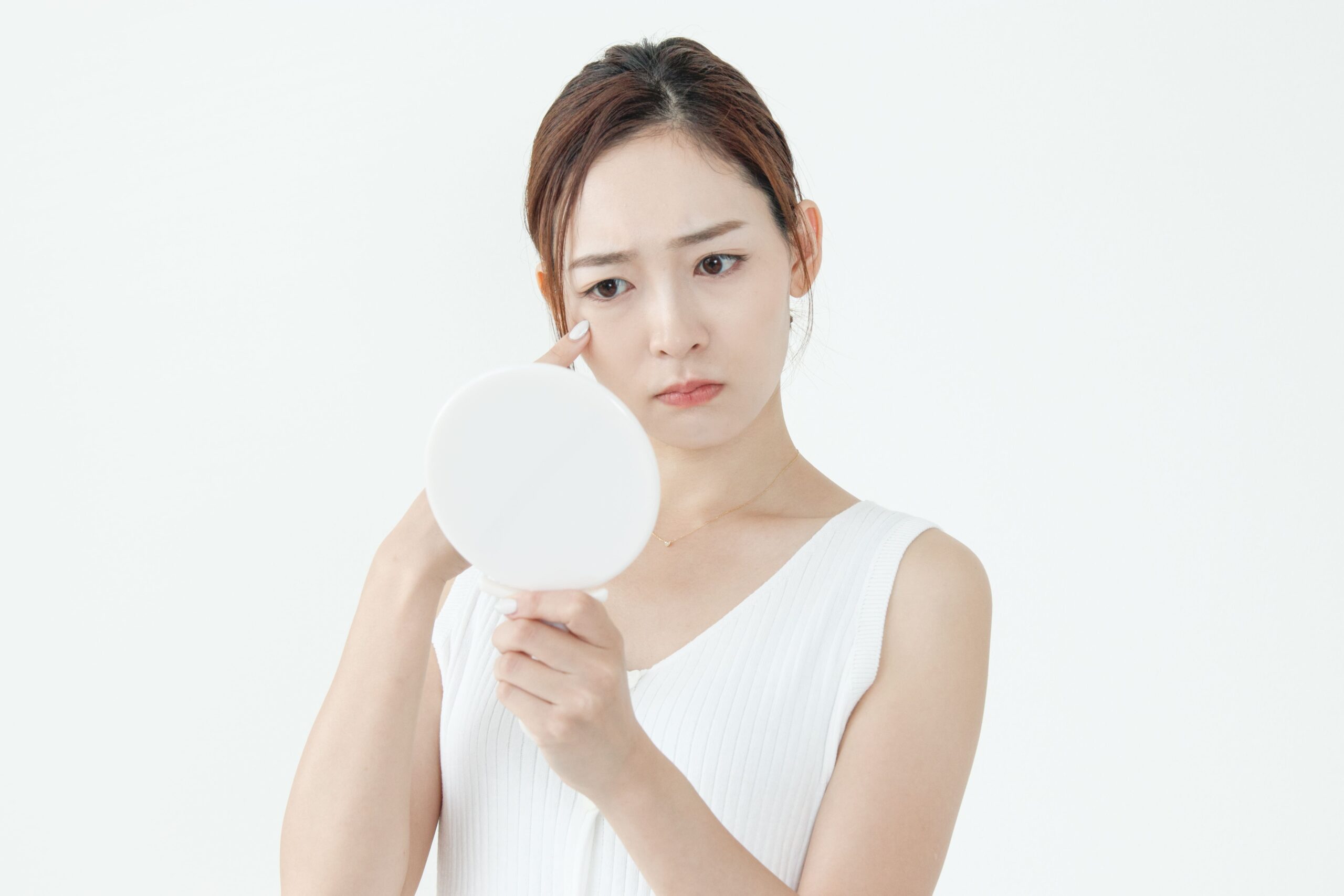 【医師監修】ニキビにステロイドは効く？悪化する？正しい使い方と注意点は