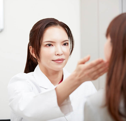 知っておきたい目の下ボトックスのデメリットと注意点