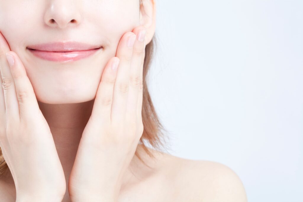 自宅でできる!消えないニキビ跡のためのセルフケア方法